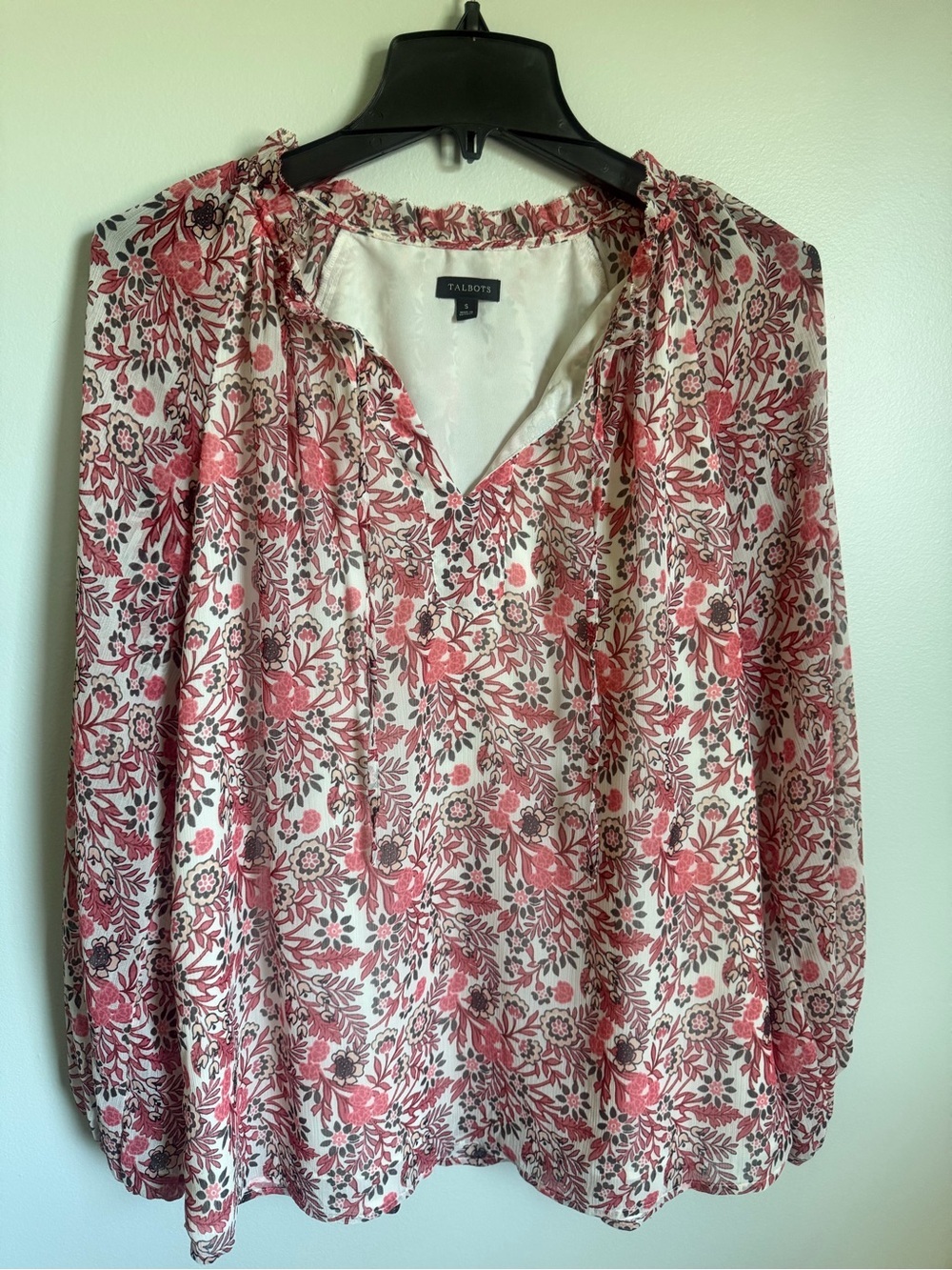 Talbots Cream and Pink Floral V-Neck Blouse Ruffle tie neck size Small